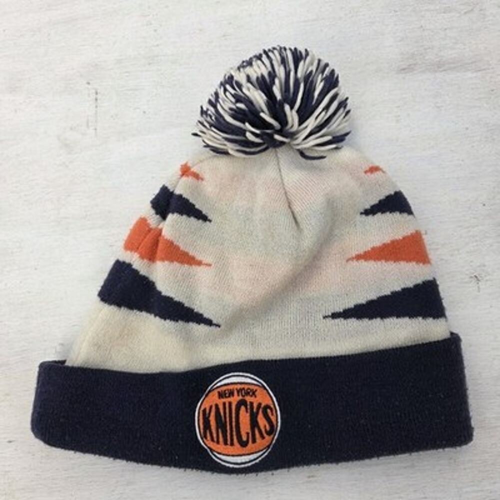 Mitchell & Ness NBA New York Knicks Knit Beanie Pom Winter Hat OSFA